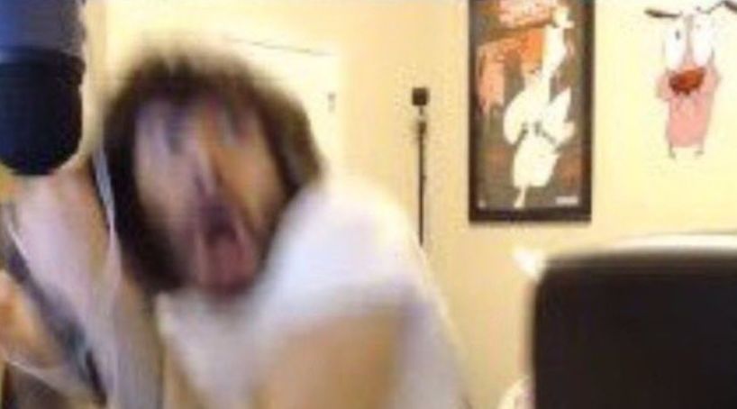 千万!千万!不要半夜去看宝宝监视器!吓死了!啊啊啊啊啊啊哦! 千万!千万!不要半夜去看宝宝监视器!吓死了!啊啊啊啊啊啊哦!