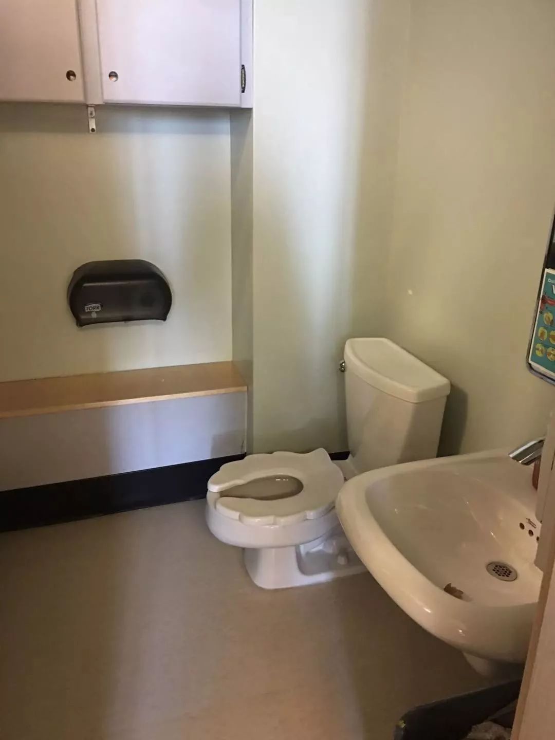 在加拿大考察幼儿园，我就是最事的那个妈