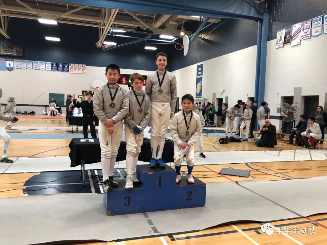 华华击剑队再次出征魁北克大胜而归! 华华击剑队再次出征魁北克大胜而归!