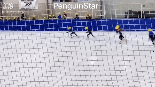 天暖了,老母亲却又发愁了!到哪去给娃找室内冰场和专业教练? 天暖了,老母亲却又发愁了!到哪去给娃找室内冰场和专业教练?