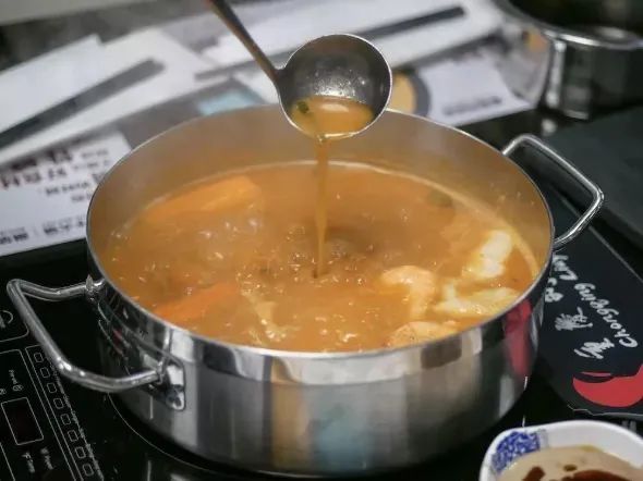 又送霸王餐!这家口碑刷屏的火锅外卖,真的会吃上瘾! 又送霸王餐!这家口碑刷屏的火锅外卖,真的会吃上瘾!