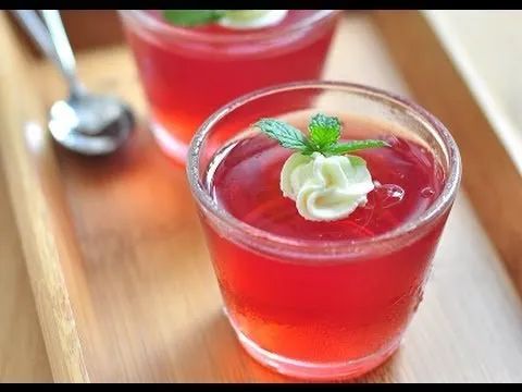 我朋友说她再做油条就不是人！厨房里那些粉怎么用才不翻车？