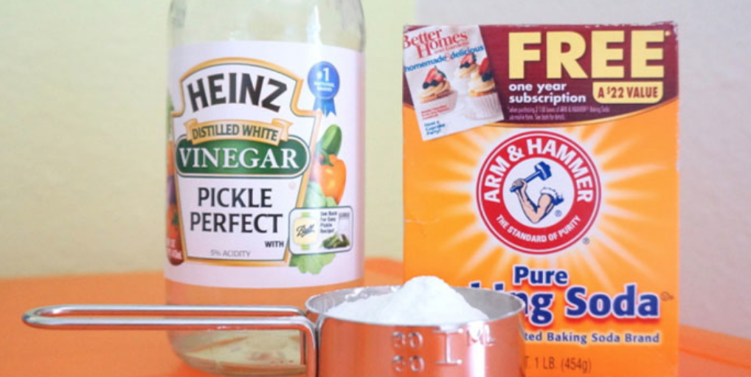 我朋友说她再做油条就不是人！厨房里那些粉怎么用才不翻车？