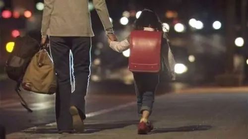 父母人生的失败,凭什么要让孩子来承受? 父母人生的失败,凭什么要让孩子来承受?