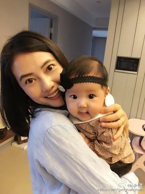 女神生完孩子就被群嘲:你那样子,配不上你老公! 女神生完孩子就被群嘲:你那样子,配不上你老公!