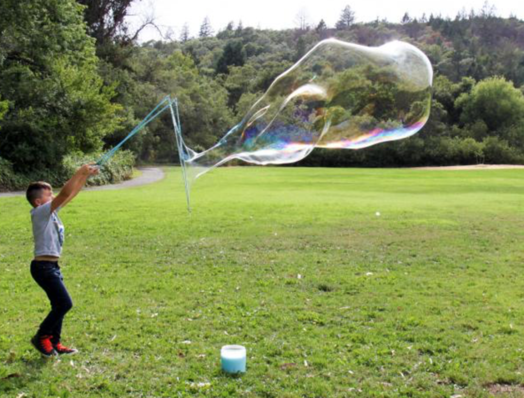 科技馆公布地表最强泡泡水秘方！教你在家DIY！