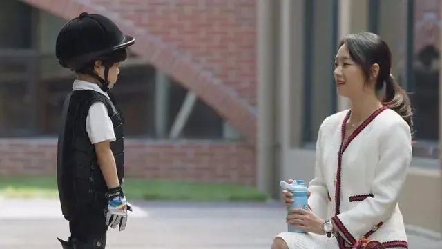 #三十而已#顾佳说的马术是不是真的可以帮孩子拿到名校Offer?大多地区如何选择马场？