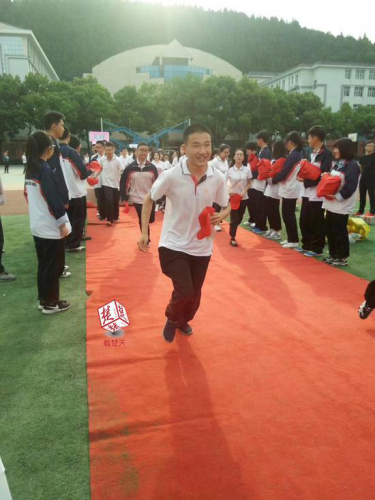 各省高考状元刷屏:为什么他们如此惊人地相似? 各省高考状元刷屏:为什么他们如此惊人地相似?