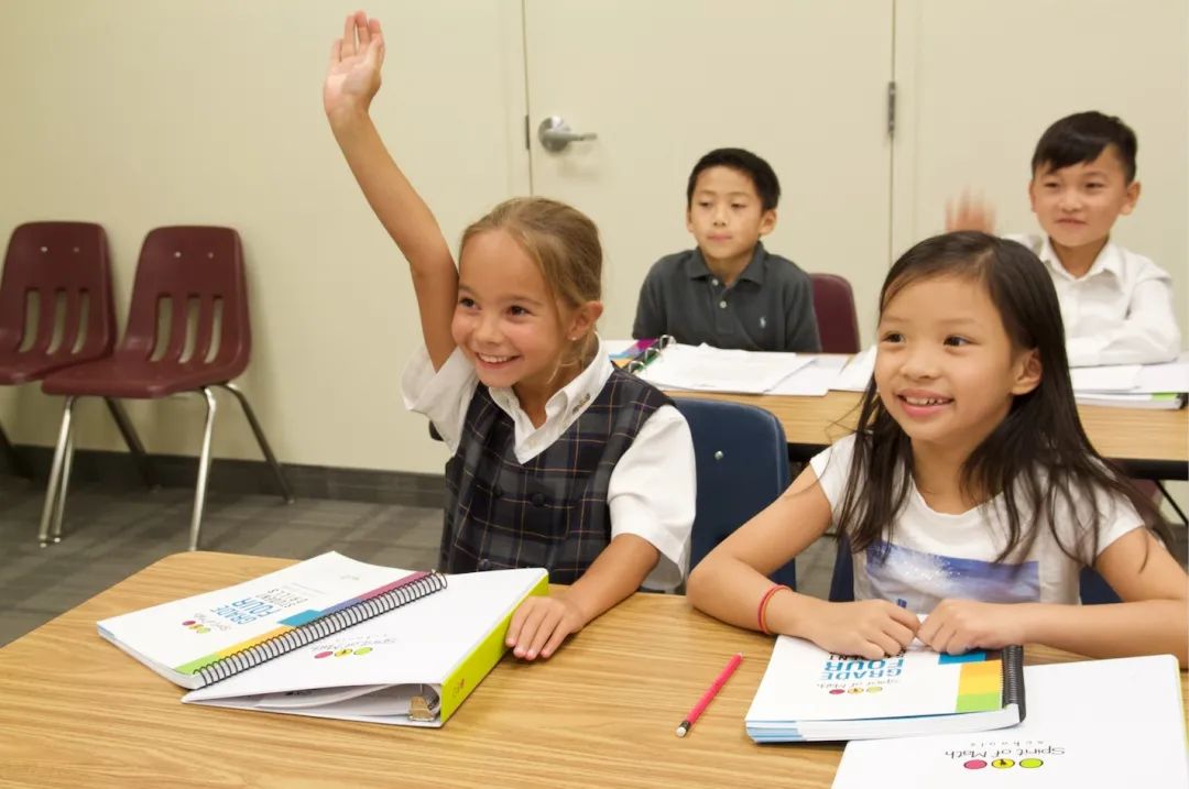 孩子们的教室在这个学年是什么样的？这几种选择可以为孩子提供最好的教育！