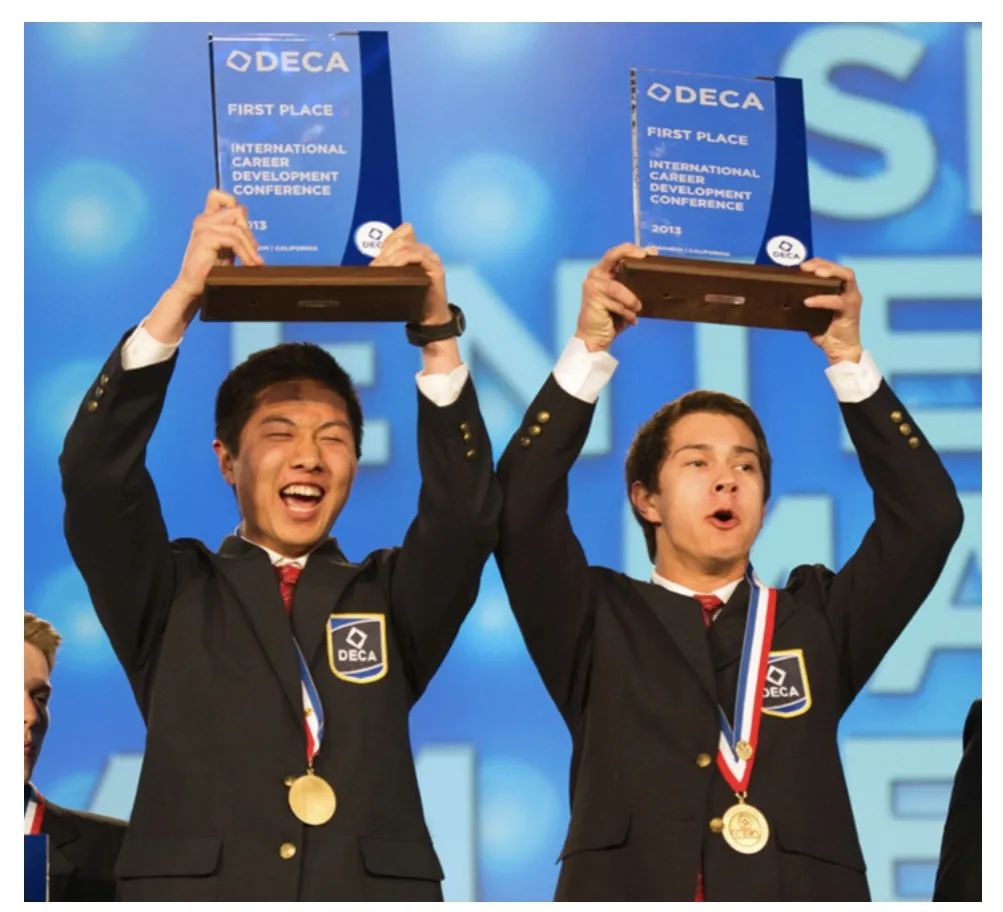 想成为未来商业领袖？DECA这个“神秘组织”了解一下