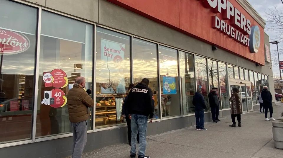 【超全】GTA各区新冠疫苗接种指南:轮到我了吗?去哪里预约接种? 【超全】GTA各区新冠疫苗接种指南:轮到我了吗?去哪里预约接种?