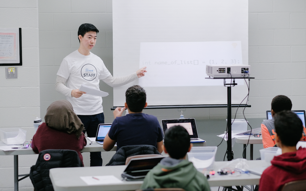 【报名中】北美青少年线上STEM大赛“迷你特斯拉”来了！全球顶流科技博主MKBHD为你助力，更有权威证书及奖品！