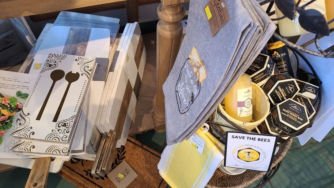 把超市玩成网红打卡地：深度探店高颜值超市Village Grocer