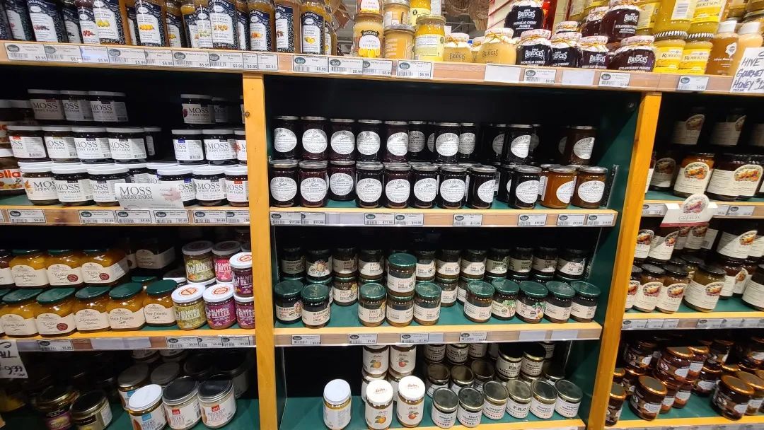 把超市玩成网红打卡地：深度探店高颜值超市Village Grocer