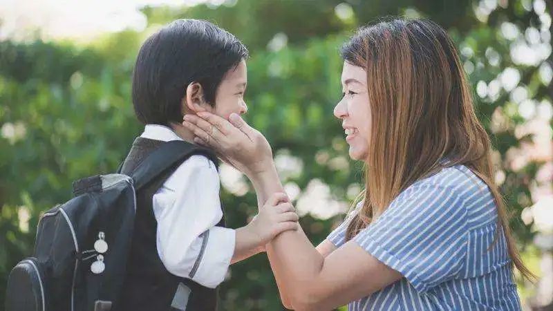 回国读名校，清华、北大免笔试！华人孩子需要满足这一点