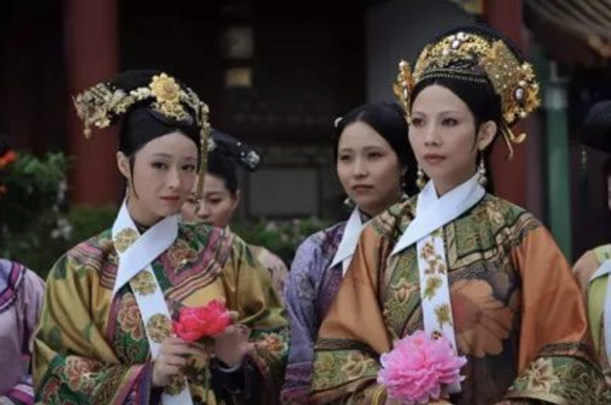 摸鱼RBG隔壁花园：甄嬛传十级学者带你赏芍药赏牡丹赏玉簪