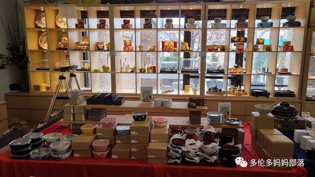 穿越到日本！探店在多伦多可以买到海胆、和牛和粉色草莓的日本城！