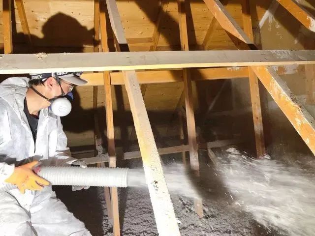 不花钱升级保温棉!还有窗户等补贴!屋主快点进来看! 不花钱升级保温棉!还有窗户等补贴!屋主快点进来看!