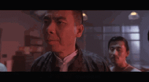 疯了！温哥华华裔女子网络撕逼15年，闹上法庭直接持刀砍人！