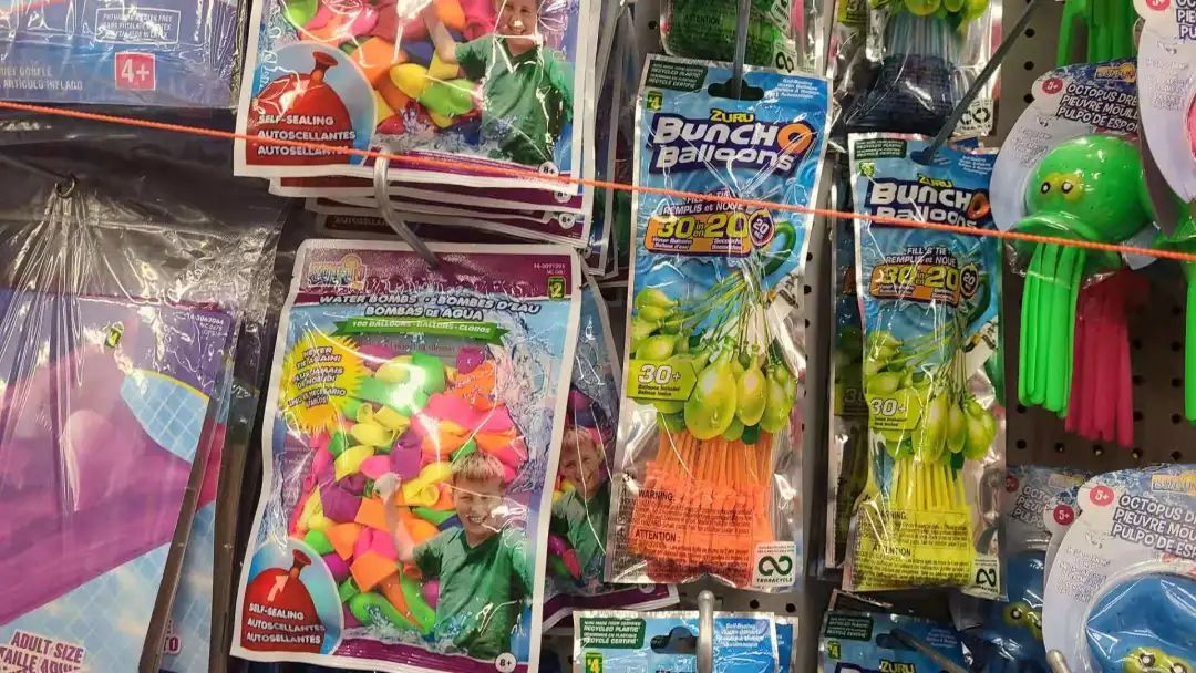 探店Dollarama玩水玩具：逛地摊的快感，总有一款不适合你！