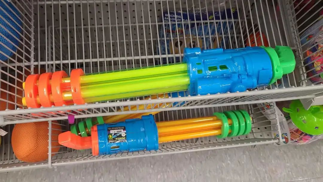 探店Dollarama玩水玩具：逛地摊的快感，总有一款不适合你！