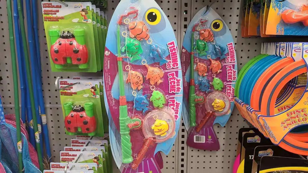 探店Dollarama玩水玩具：逛地摊的快感，总有一款不适合你！