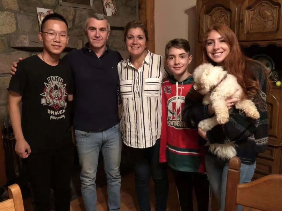 免雅思!免法语!免出国读高中!北外——加拿大OSSD加高在线高中联合招生 免雅思!免法语!免出国读高中!北外——加拿大OSSD加高在线高中联合招生