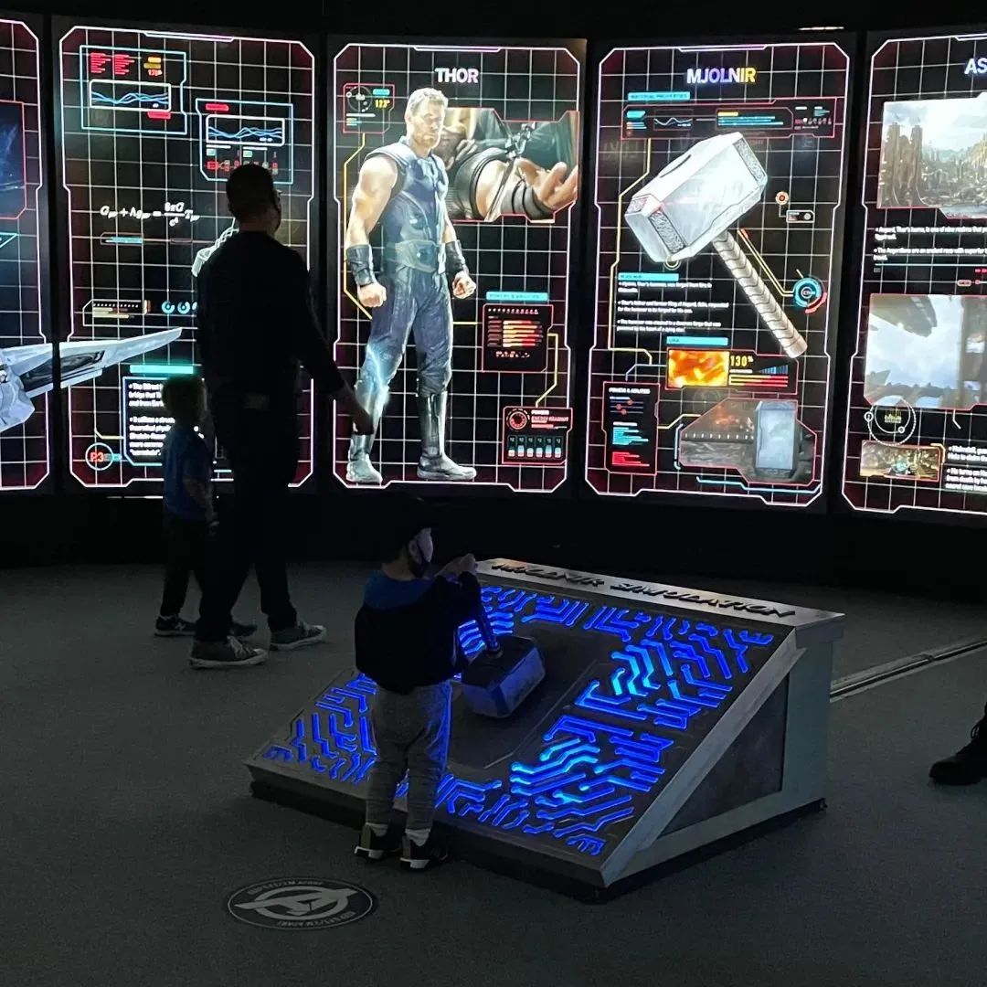 秒穿50年代复古风！INS和Tik Tok爆火的滑轮餐厅快闪多伦多