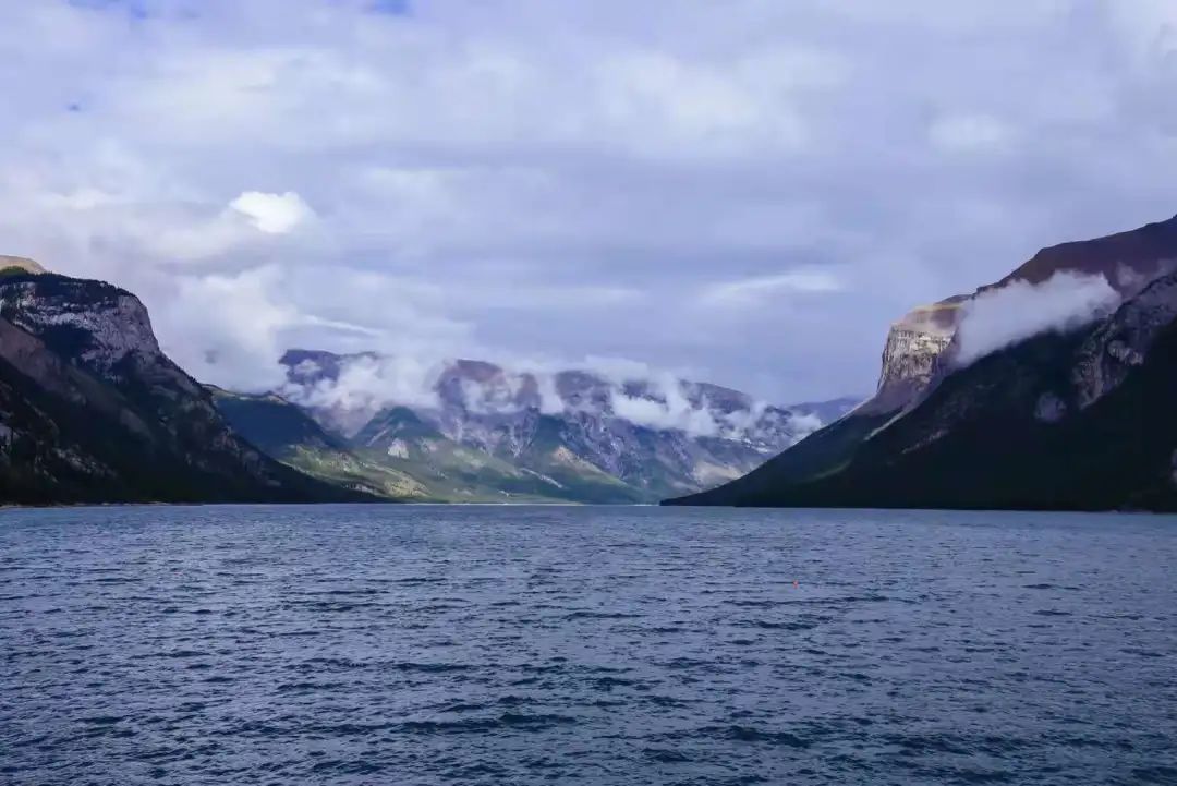 打卡班夫小众景点：进一步是悬崖，退一步是深渊