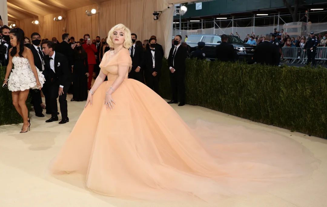 时尚奥斯卡Met Gala：人类高质量男女的迷惑性为，路子太野了！