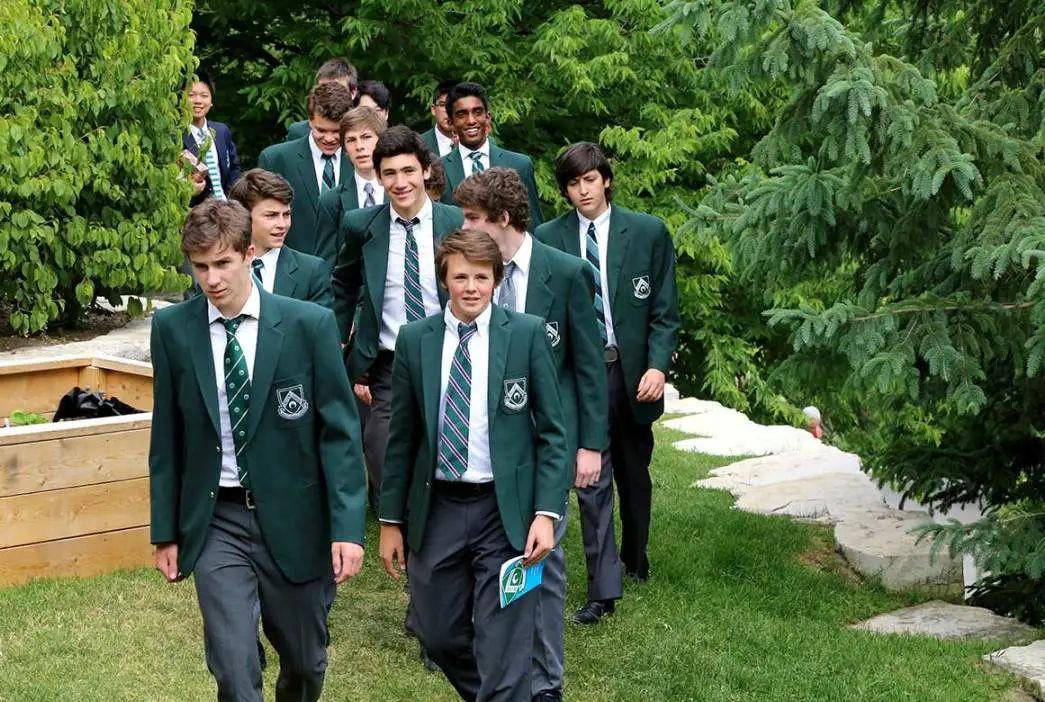 盘一盘多伦多顶尖私校的校服：妥妥的高定大赏