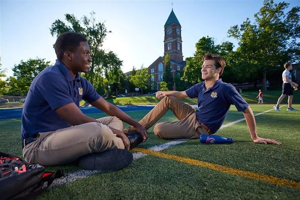 盘一盘多伦多顶尖私校的校服：妥妥的高定大赏