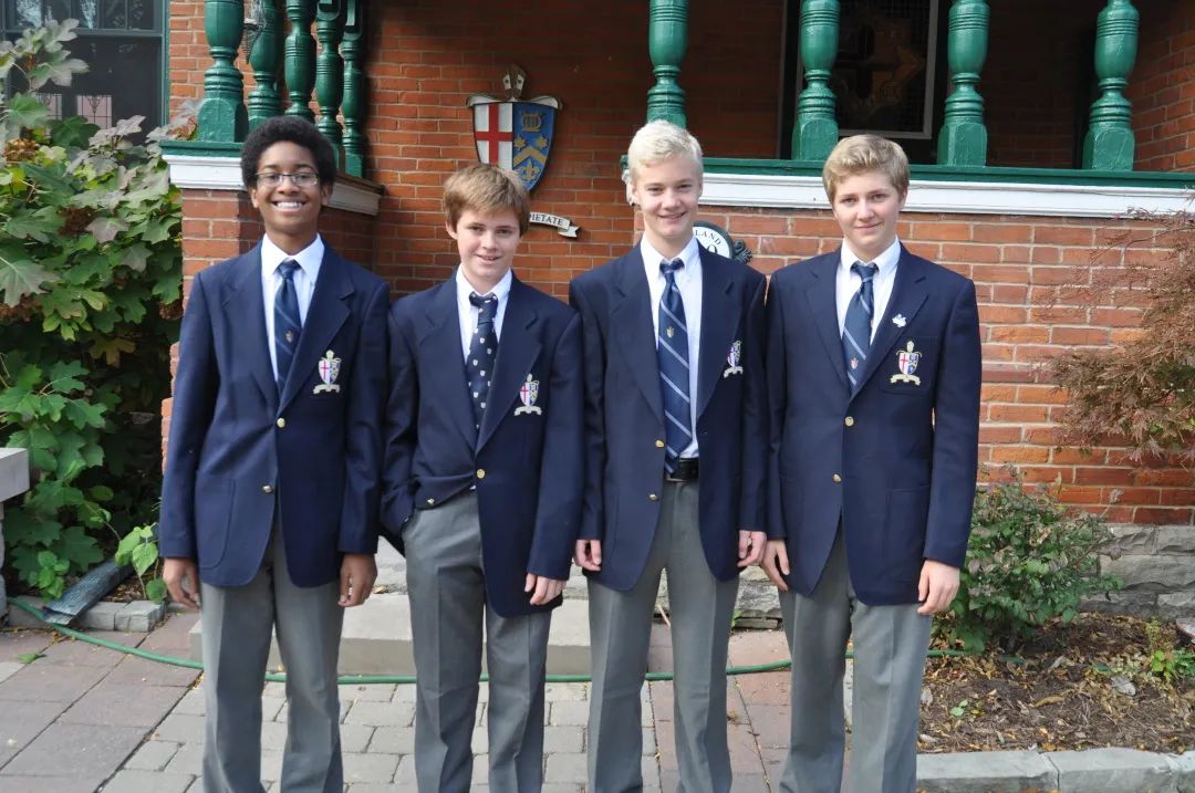 盘一盘多伦多顶尖私校的校服：妥妥的高定大赏