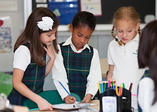 盘一盘多伦多顶尖私校的校服：妥妥的高定大赏