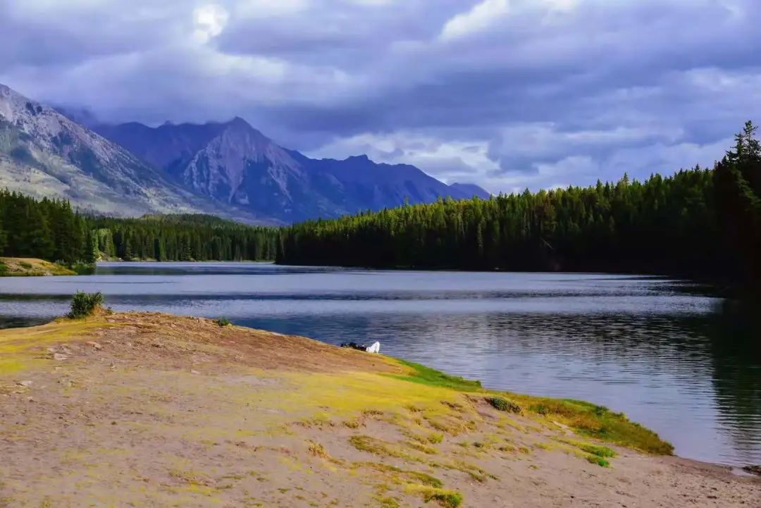 打卡班夫小众景点：进一步是悬崖，退一步是深渊