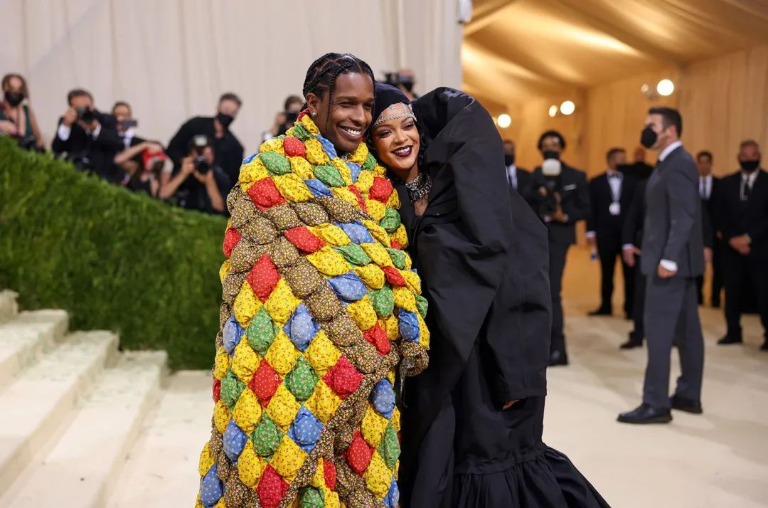 时尚奥斯卡Met Gala：人类高质量男女的迷惑性为，路子太野了！