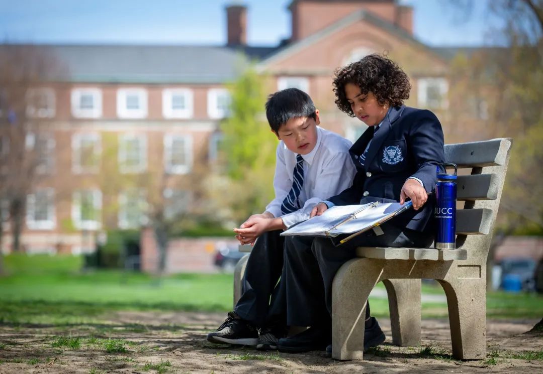盘一盘多伦多顶尖私校的校服：妥妥的高定大赏