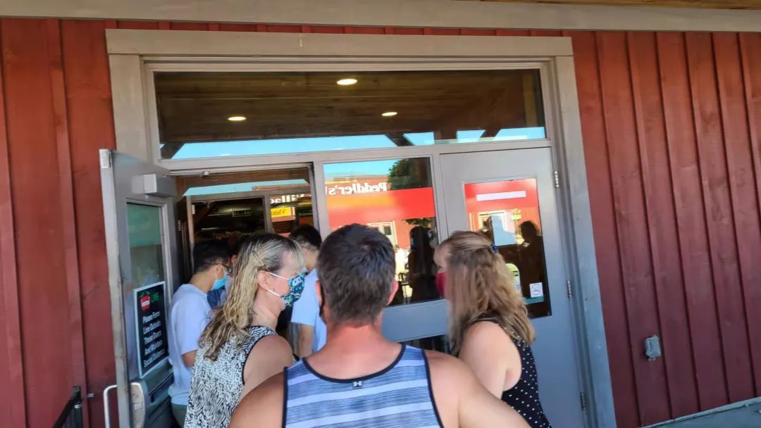 打卡St. Jacobs农贸市场：不吃德国猪蹄，就为赶大集