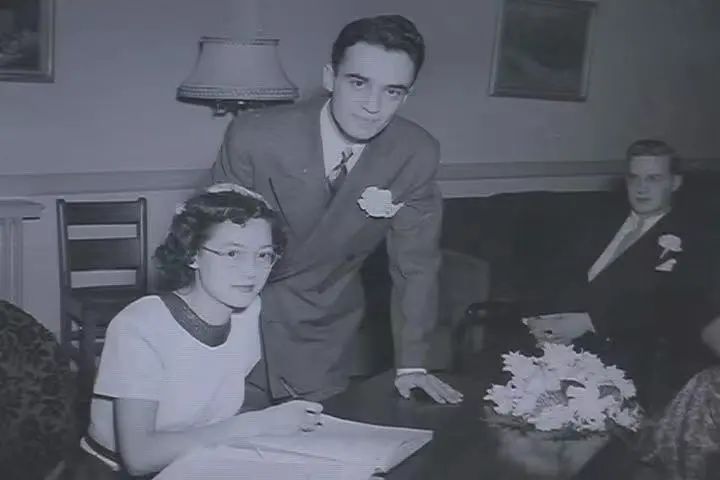 从一本童书说起：加拿大的另一段和每个华人都相关的黑历史