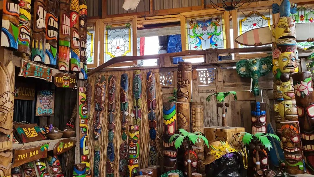 这店有毒！打卡多伦多最奇葩的鬼畜风设计店！辣眼睛又欲罢不能~