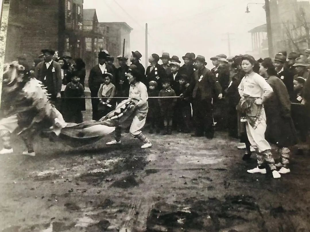 从一本童书说起：加拿大的另一段和每个华人都相关的黑历史