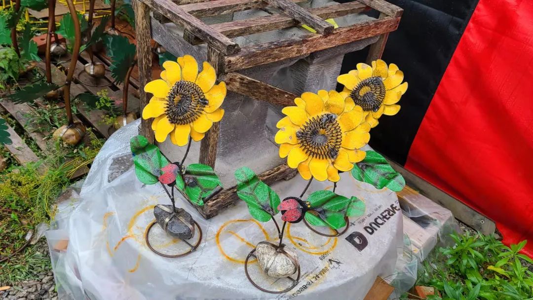 这店有毒！打卡多伦多最奇葩的鬼畜风设计店！辣眼睛又欲罢不能~