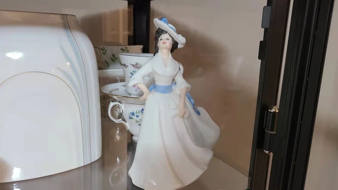 多伦多不说谎：古董西洋瓷器的水不深，可以撸！全凭缘分！