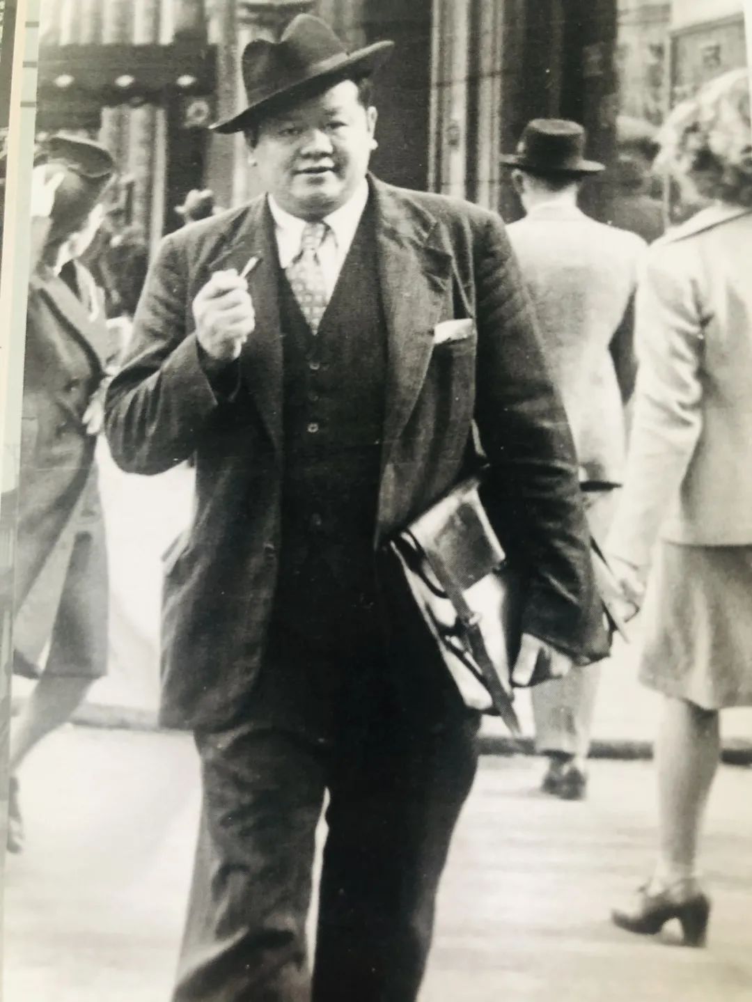 从一本童书说起：加拿大的另一段和每个华人都相关的黑历史