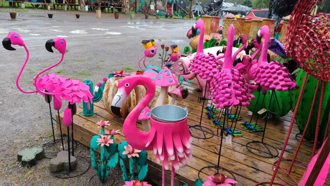 这店有毒！打卡多伦多最奇葩的鬼畜风设计店！辣眼睛又欲罢不能~