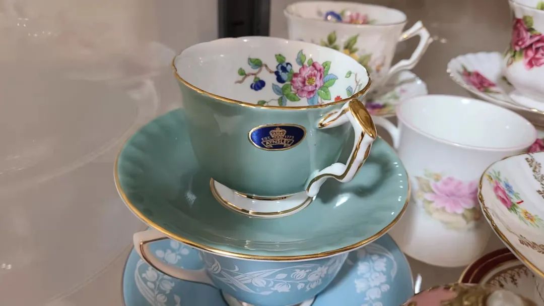 多伦多不说谎：古董西洋瓷器的水不深，可以撸！全凭缘分！