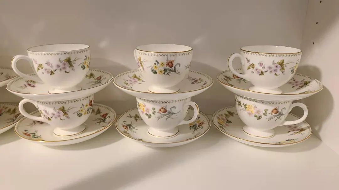 多伦多不说谎：古董西洋瓷器的水不深，可以撸！全凭缘分！