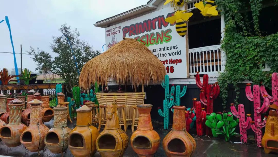 这店有毒！打卡多伦多最奇葩的鬼畜风设计店！辣眼睛又欲罢不能~