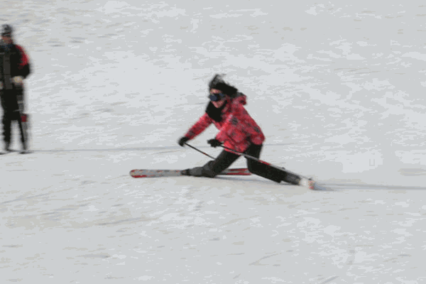 打卡圣山滑雪场：出师未捷裆先裂，骚和帅第一次和谐了