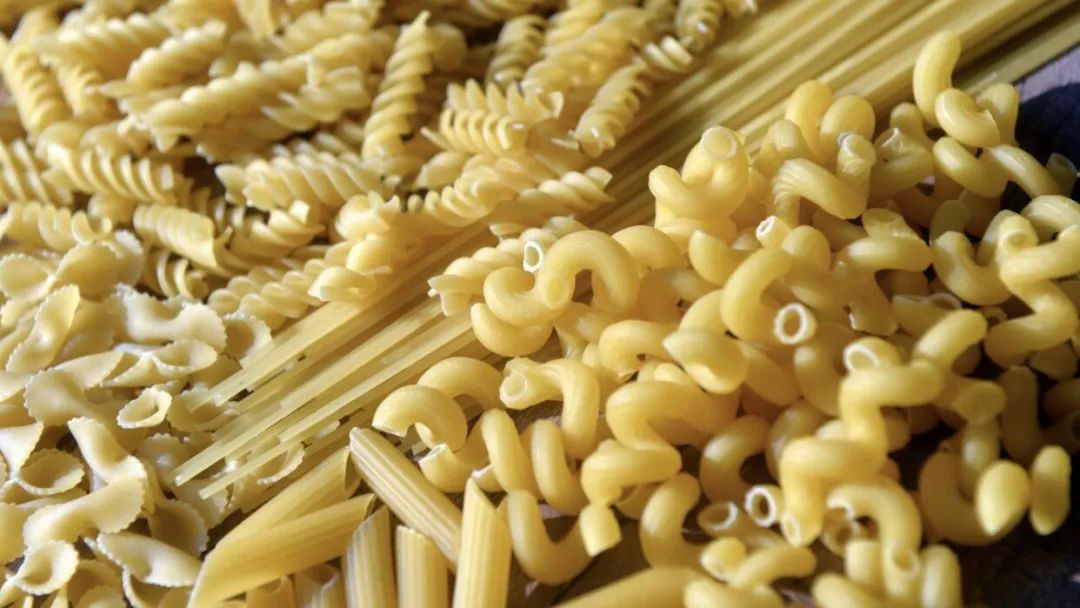 “过期”了就扔!你是不是对食物过期的日子有什么误解? “过期”了就扔!你是不是对食物过期的日子有什么误解?